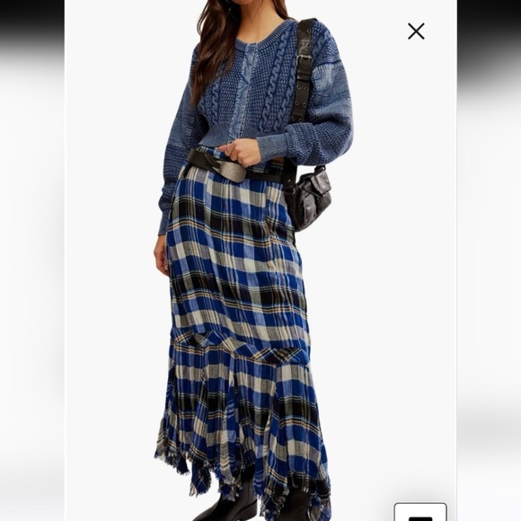 We The Free Blue Cable Knit Cropped Cardigan - Picture 5 of 8